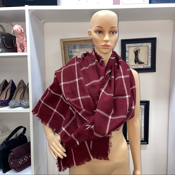 Express NWT! Burgundy/White Plaid Fringe Scarf One Size - Picture 1 of 7